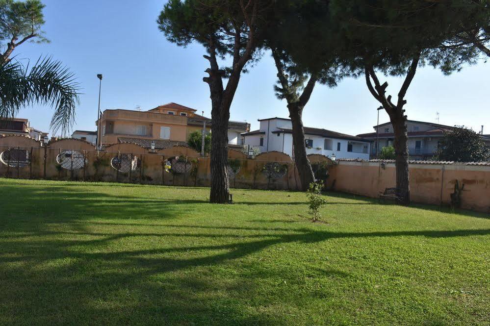 Hotel Joy Castel Volturno Dış mekan fotoğraf