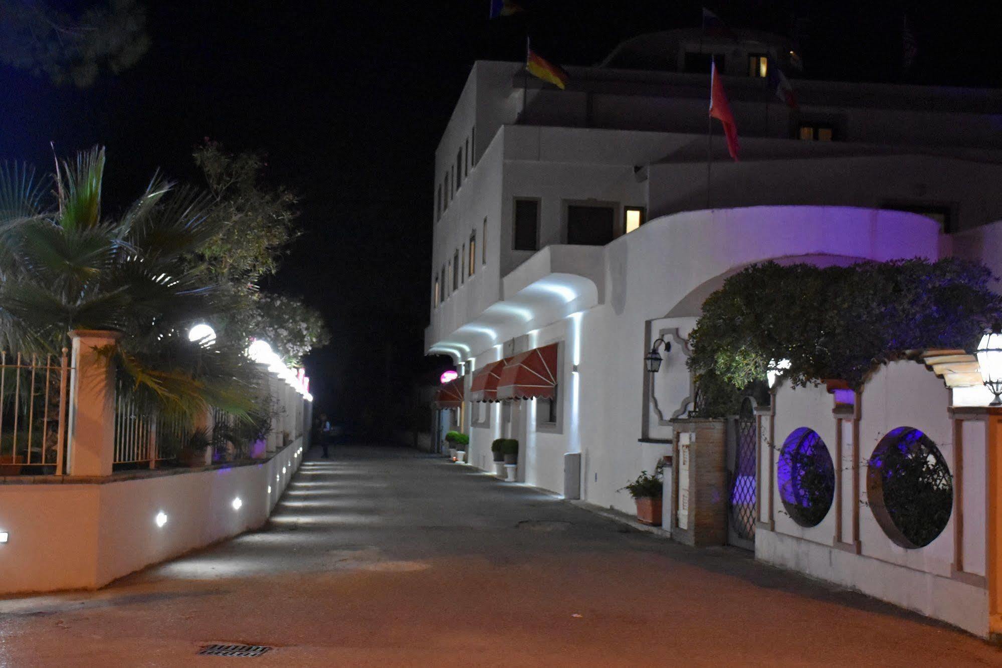 Hotel Joy Castel Volturno Dış mekan fotoğraf