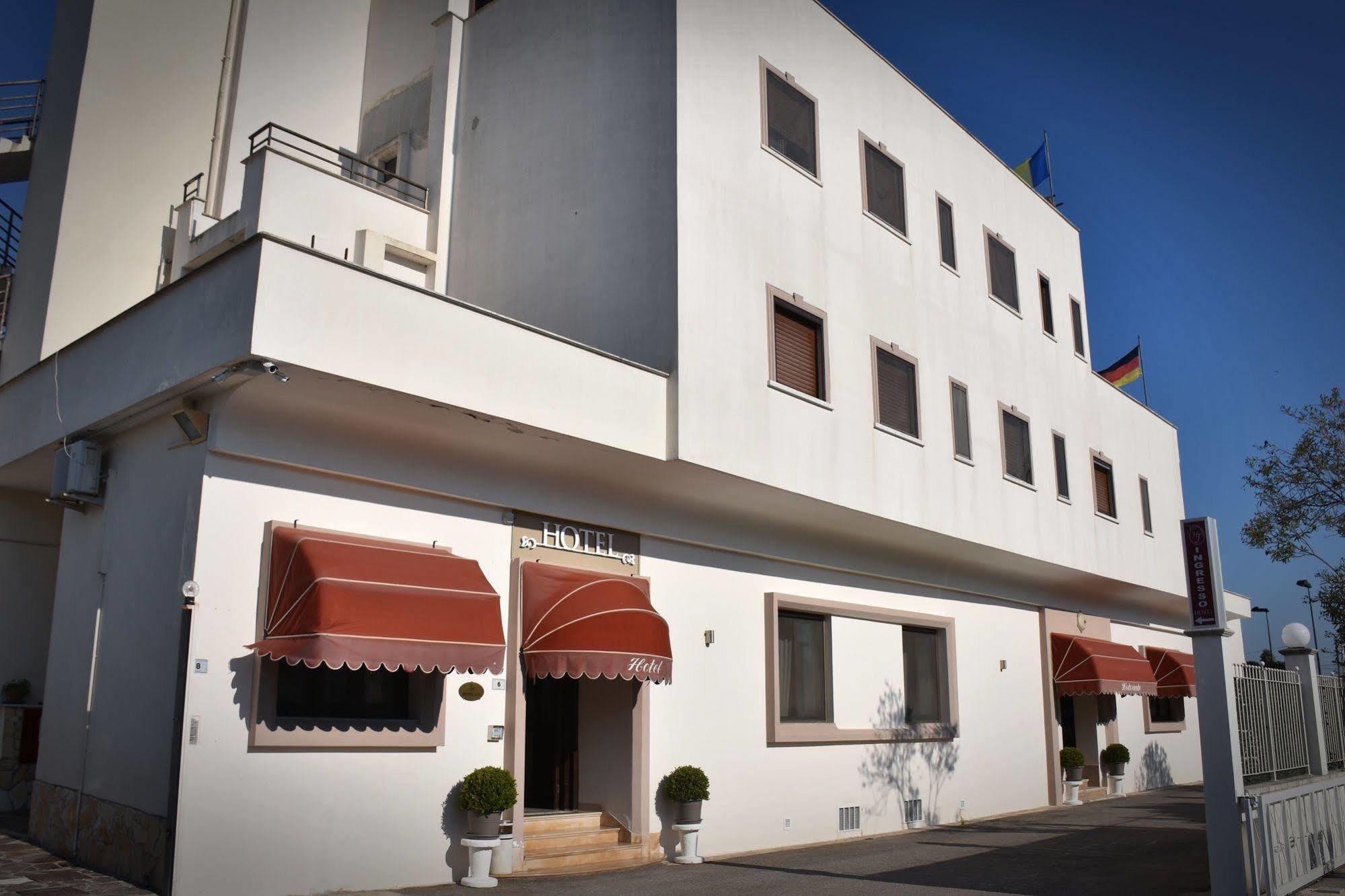 Hotel Joy Castel Volturno Dış mekan fotoğraf